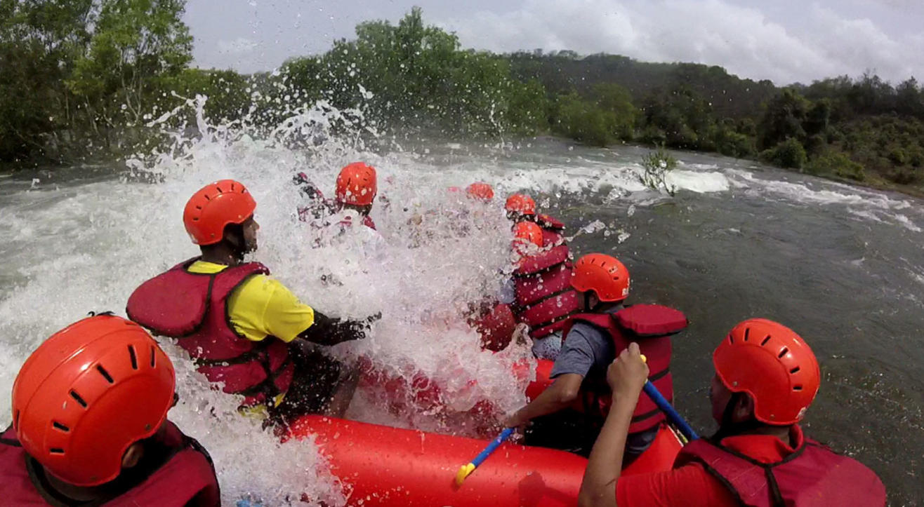 One Day River Rafting at Kolad (Mumbai to Mumbai)