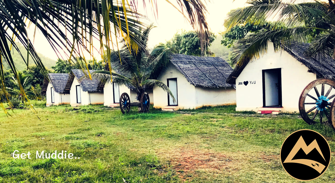 Camp, Hike, Cauvery Dip, Open Air Movie & Musical Night | Muddie Trails