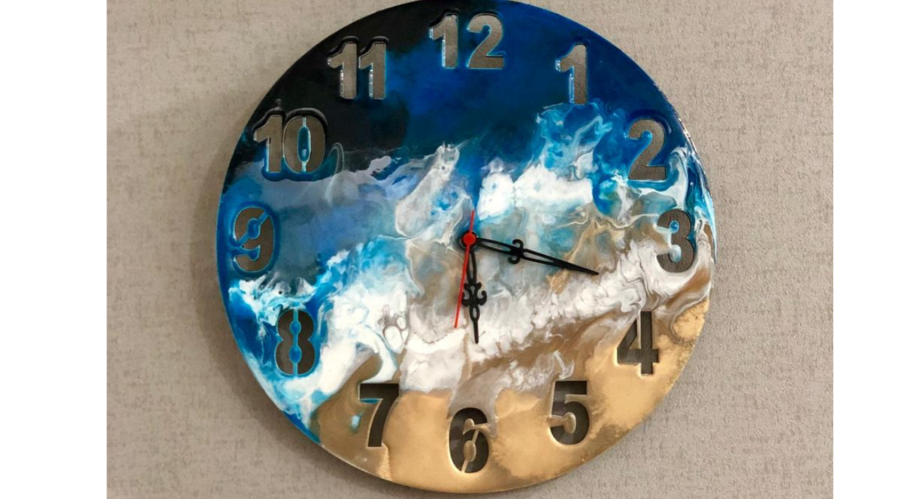 Resin on Clock