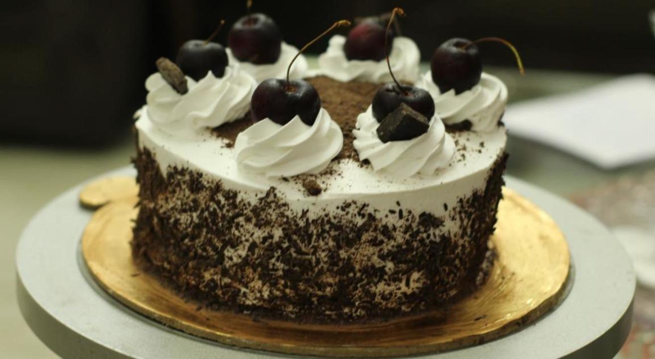 Chin Chan photo cake Yummy cakes by Arti Keshari banargatta banglore |  Instagram