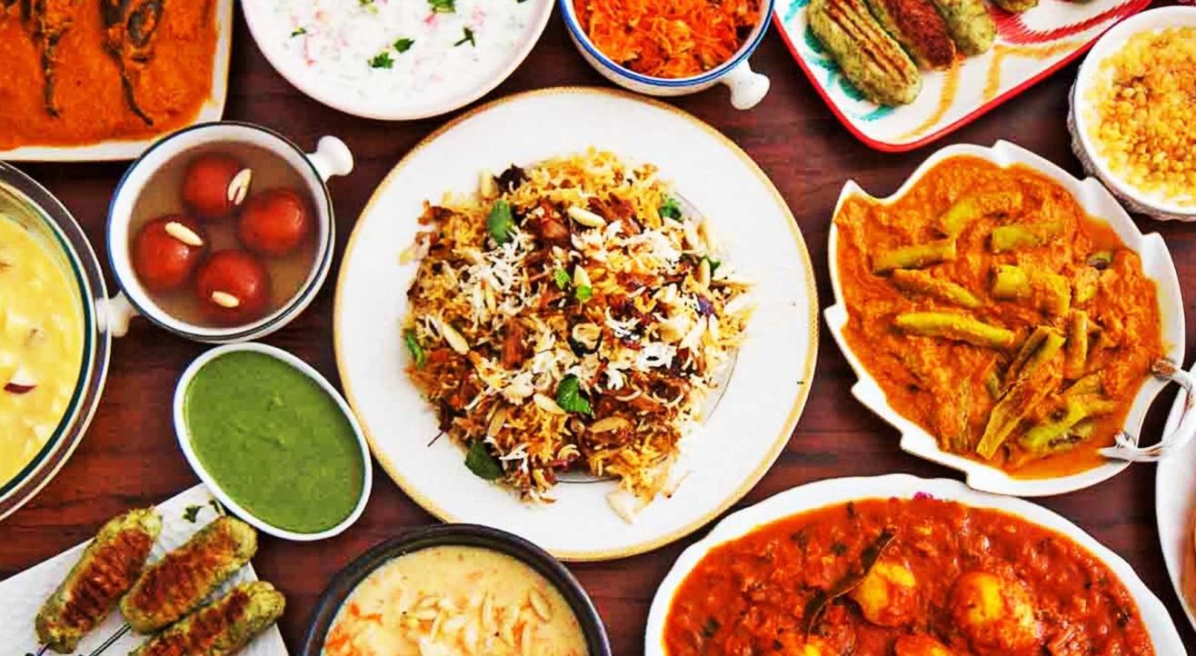 Indulge in Flavours and Food Stories of New Delhi