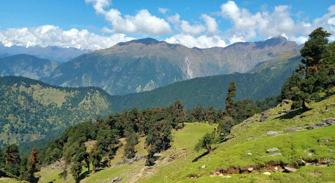 DEORIA TAL CHOPTA CHANDRASHILA TREK | Hike Brothers