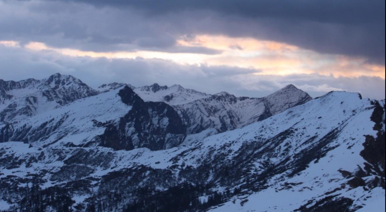 Kedarkantha Trek - SAFARNAMA