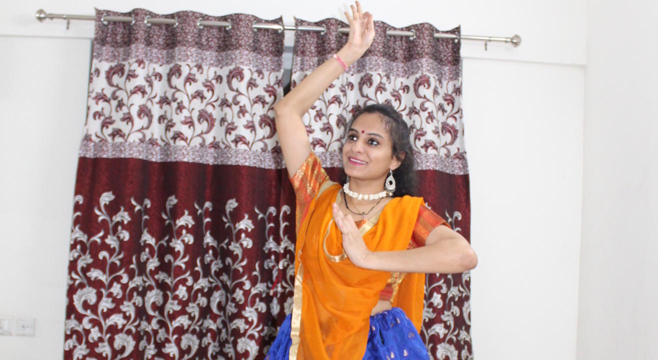 Dance@Home "Piyu Bole Semiclassical Choreography"