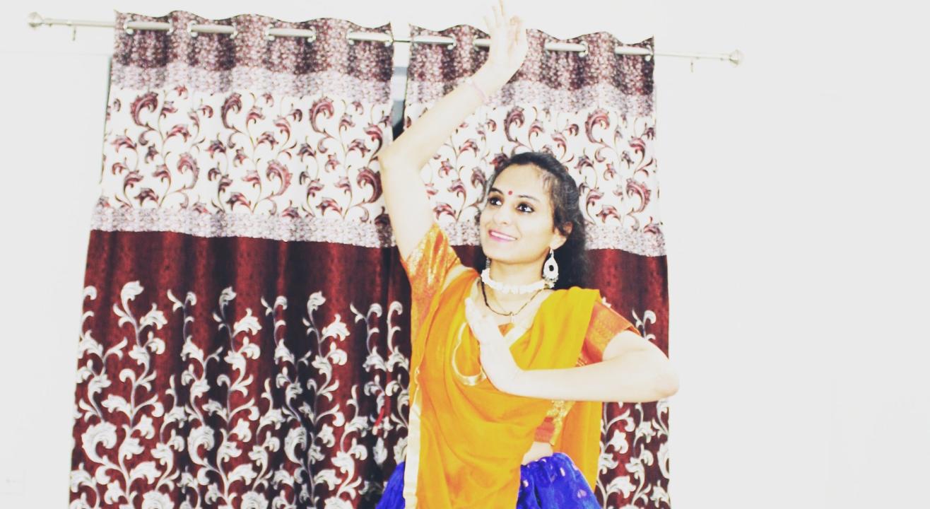 Dance@Home "Mohe Panghat Pe Semiclassical Choreography"