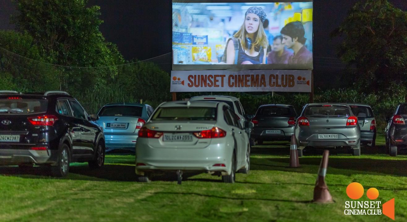 Drive-In Cinema – Hollywood Blockbuster