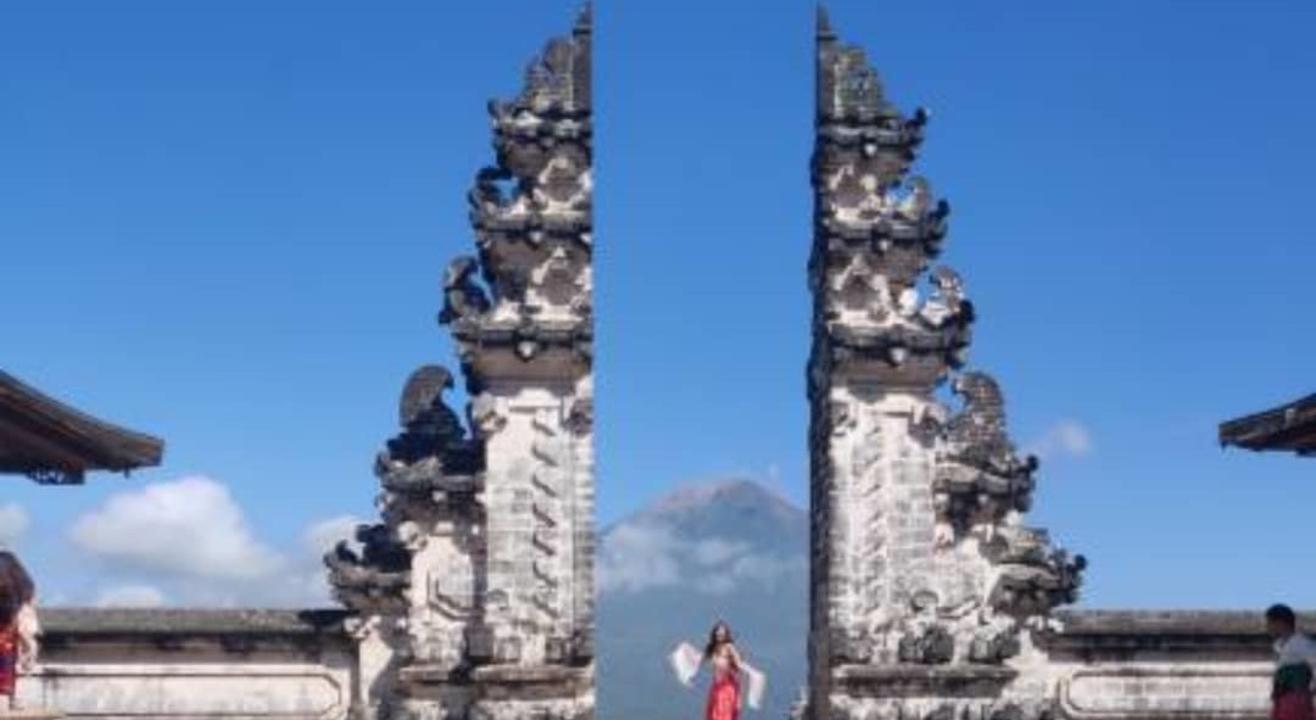 Bali with Kelingking beach (Girls Tour)