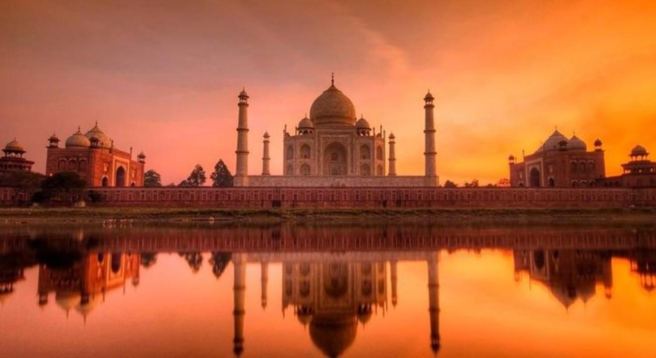 Sunrise Taj Mahal Tour from Delhi by TripAdvisor Tour