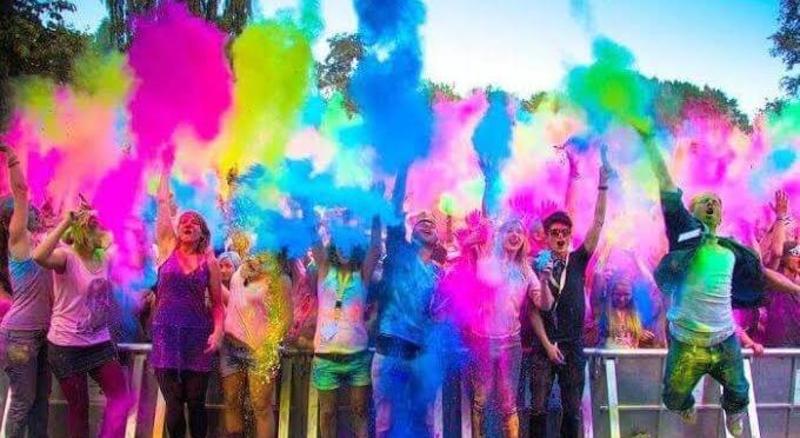 Pushkar Holi Group Trip Package From Delhi – World’s Best Holi Party | Holi 2023