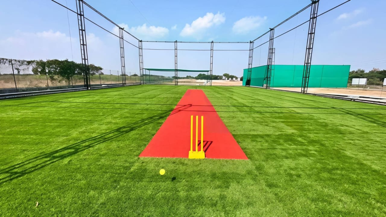 Sunrisers Box Cricket