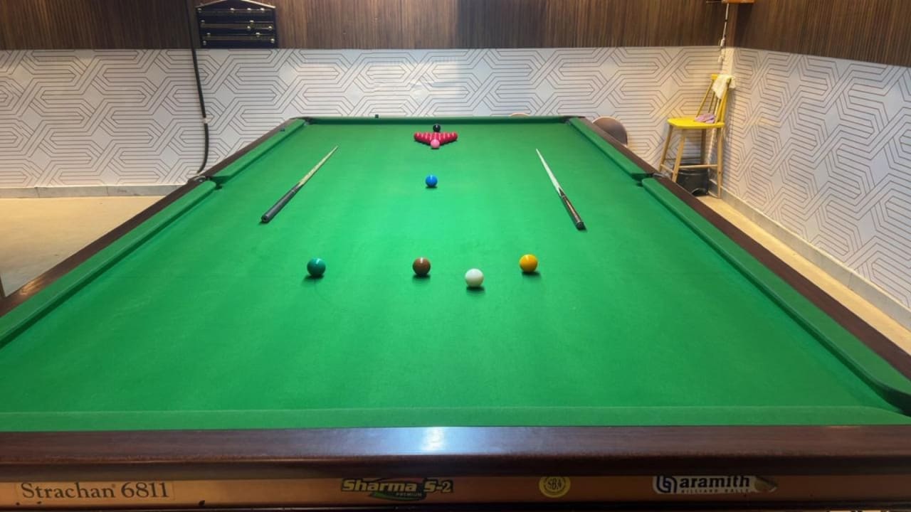 Trickshot Snooker