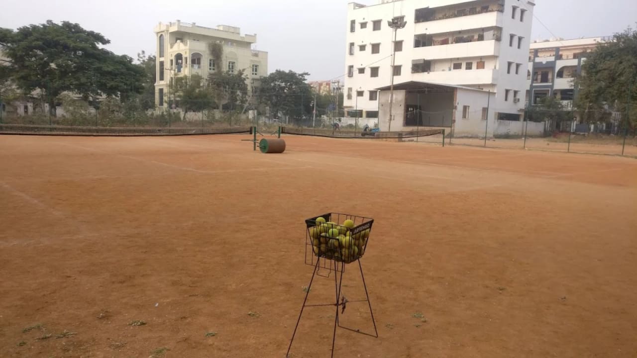 Srinivas Tennis Academy