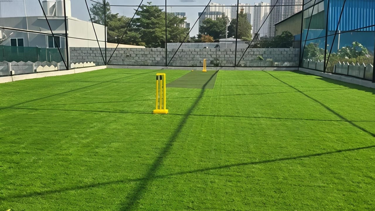 AR-1 Sports Studio