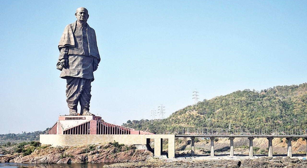 Statue of Unity & Vadodara Heritage Tour