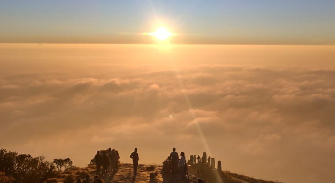 Skandagiri Sunrise Trek | Nammatrip
