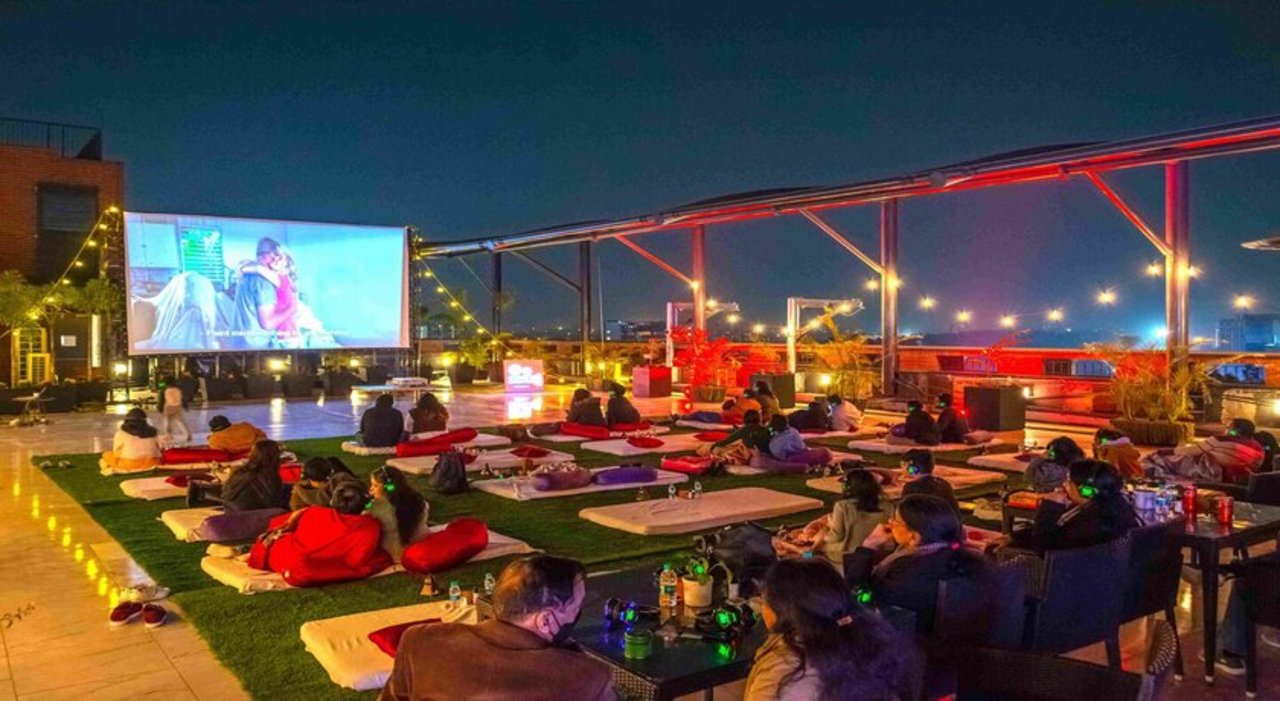 SCC SkyCinema - Bollywood Special (Infiniti Mall, Malad)