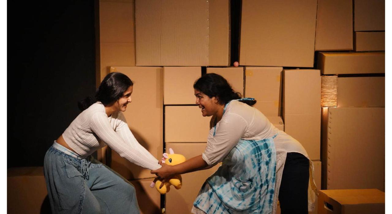 Paperwalls by Golpo Productions