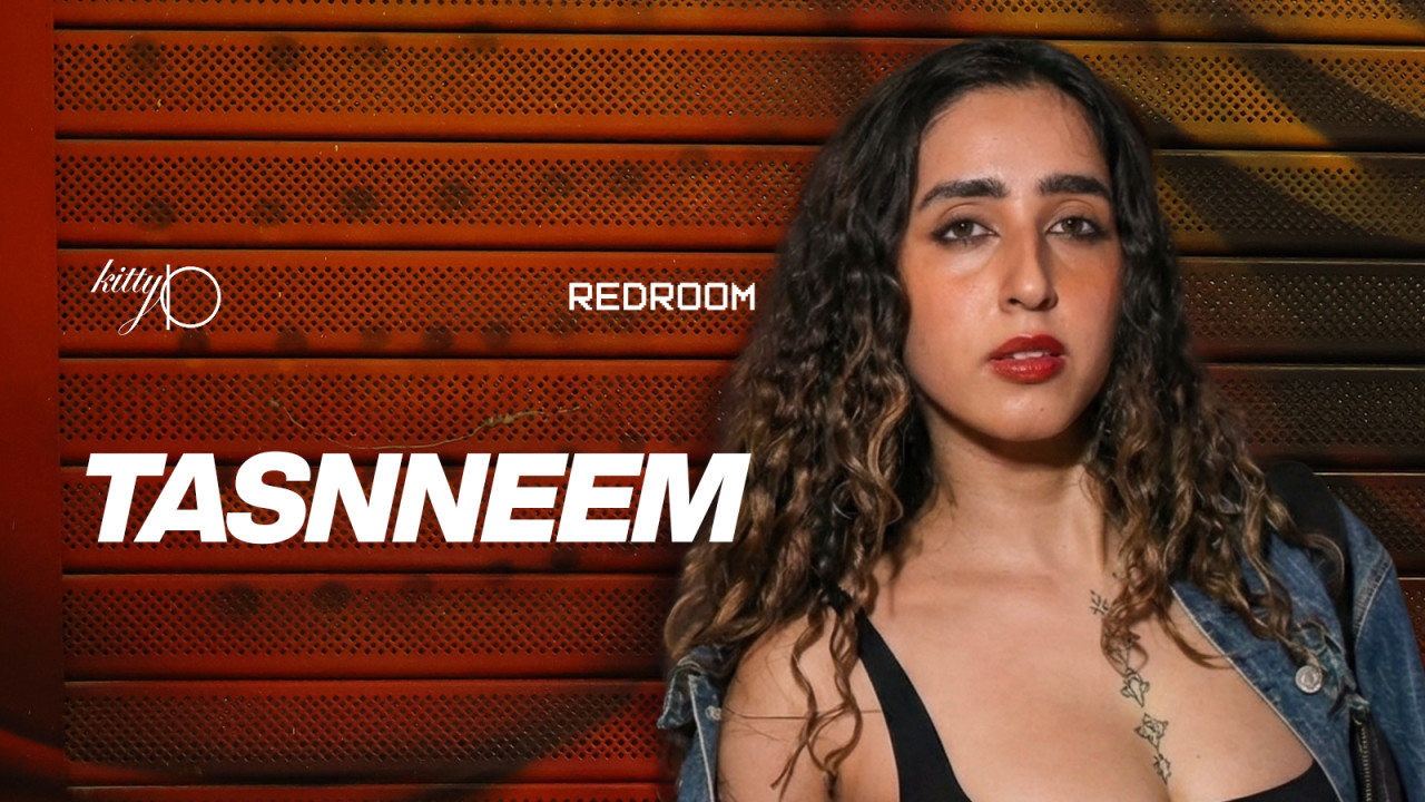 Redroom Ft. Tasnneem.