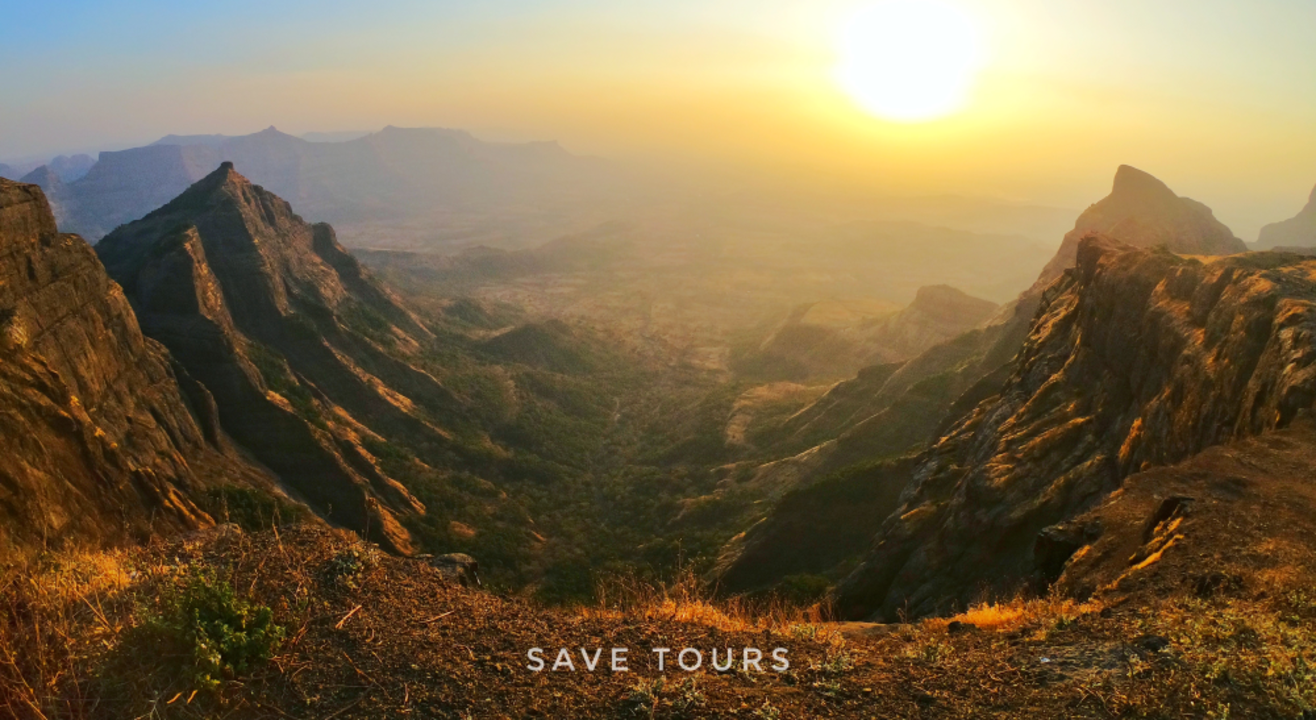 Harishchandragad- Kokankada Trek & Camping (Pre-monsoon clouds and Fireflies special)