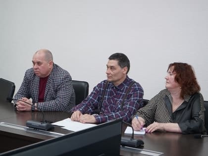 Алексей Петриченко поблагодарил партийцев за конструктивный диалог