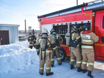 ​СМИ: в Югре в разгар пожаров массово увольняются работники МЧС