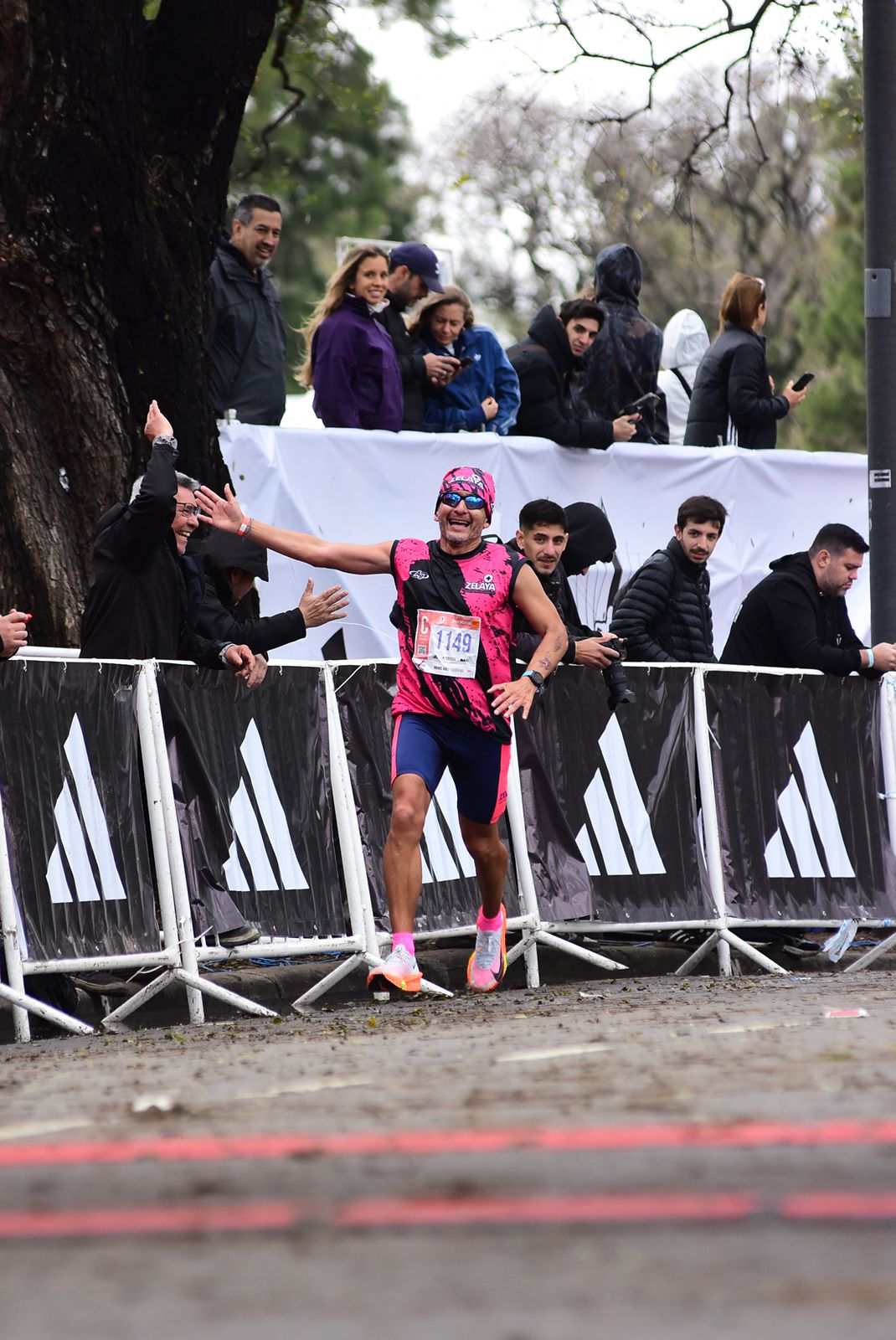 Daniel Zelaya, el médico de Concepción que a los 49 años corrió la Maratón de Buenos Aires en 2h36m y se midió con la élite mundial