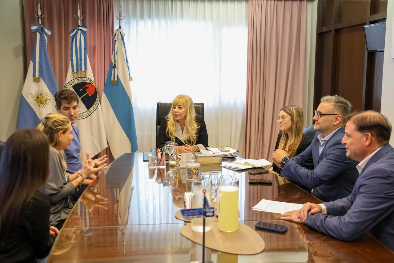 El municipio consolida el sistema de apps: Cabify ya opera legalmente en San Miguel de Tucumán