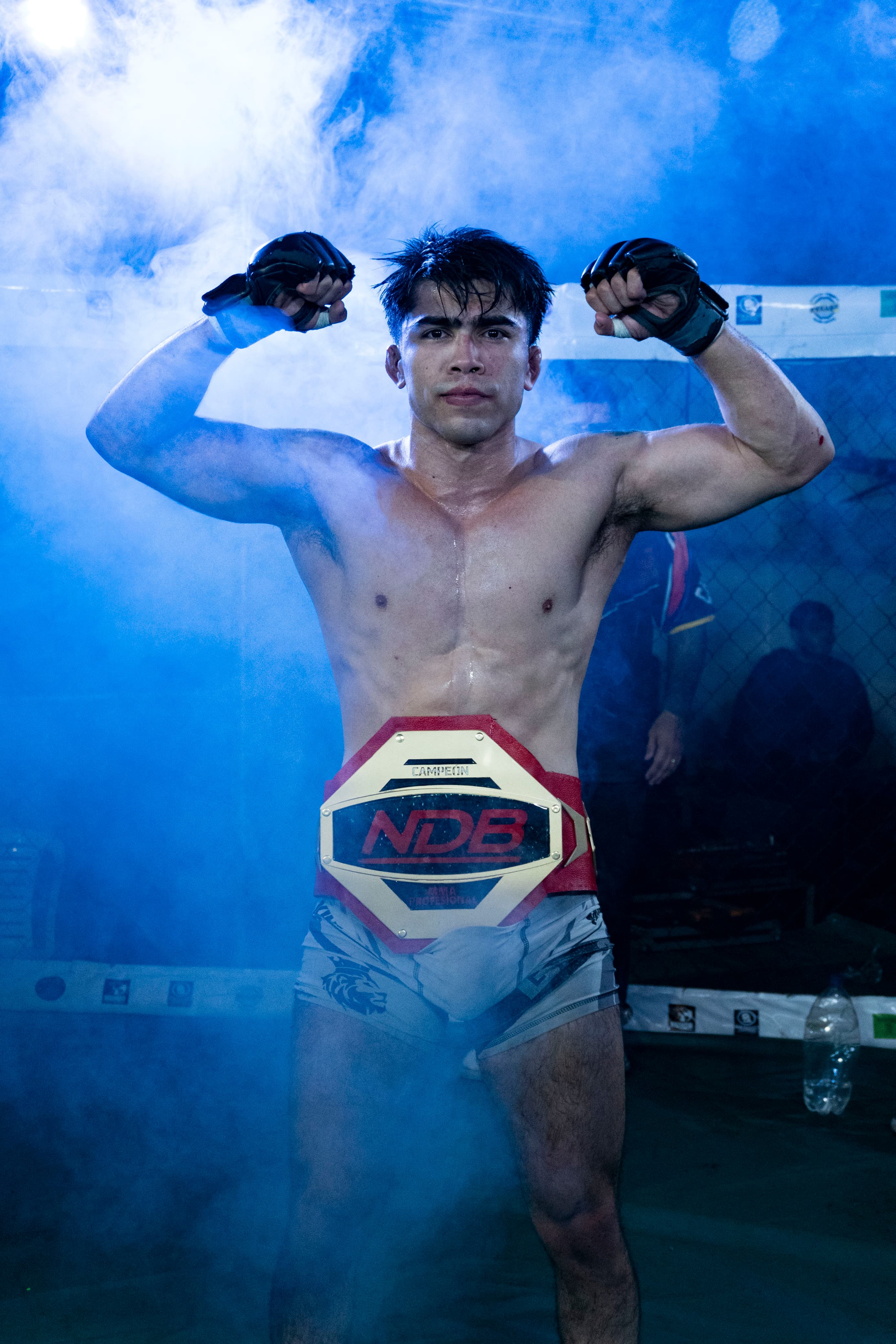 La revancha que cambió la historia: Nahuel “Coy” Bravo venció a Laureano Soria y se consagró campeón de Noche de Bestias