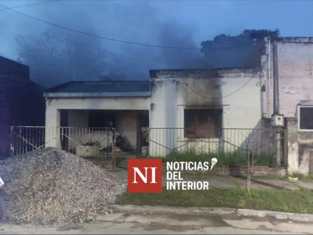 Bella Vista: un hombre fue hospitalizado tras incendiarse una habitación de su vivienda