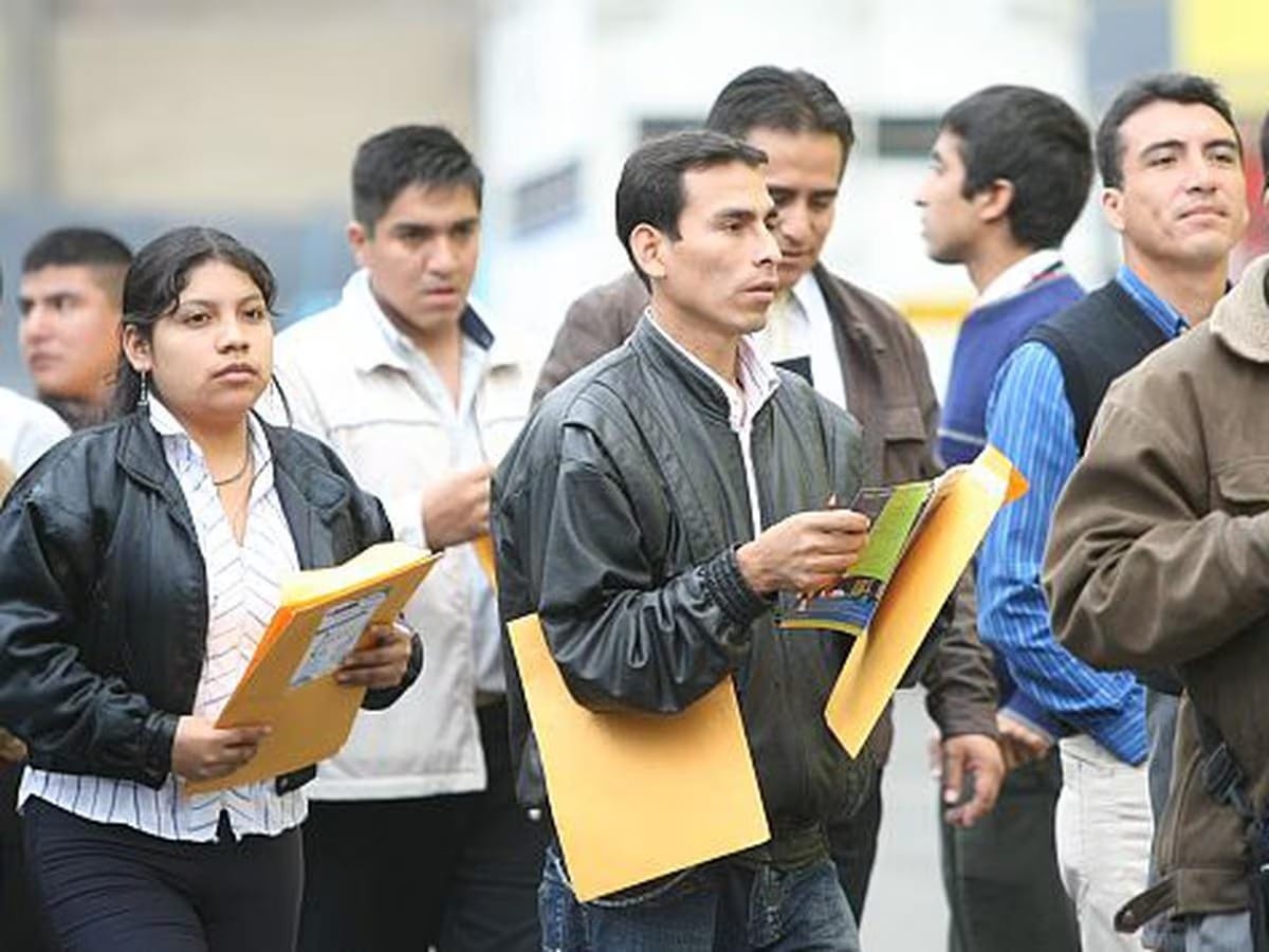 Tucumán: 126.000 personas tienen trabajo pero buscan otro empleo y la desocupación llegó al 5,5%