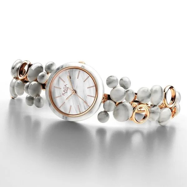 Titan Quartz Analog Watch for Women - Silver