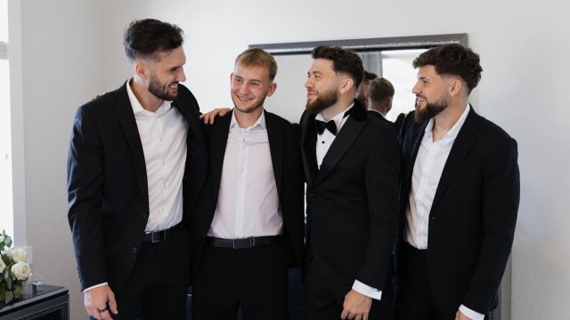 Top 10 Groom Wedding Suits: Colours, Fabrics and Styles That Work