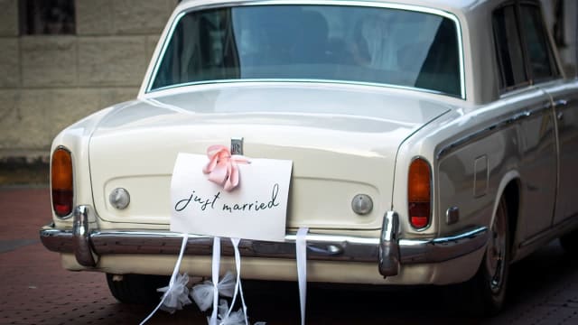 Top 10 Just Married Signs: Ideas for the Getaway Car and the Perfect Photo