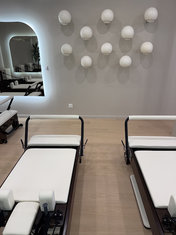 Define Studio Cannes — photo 2