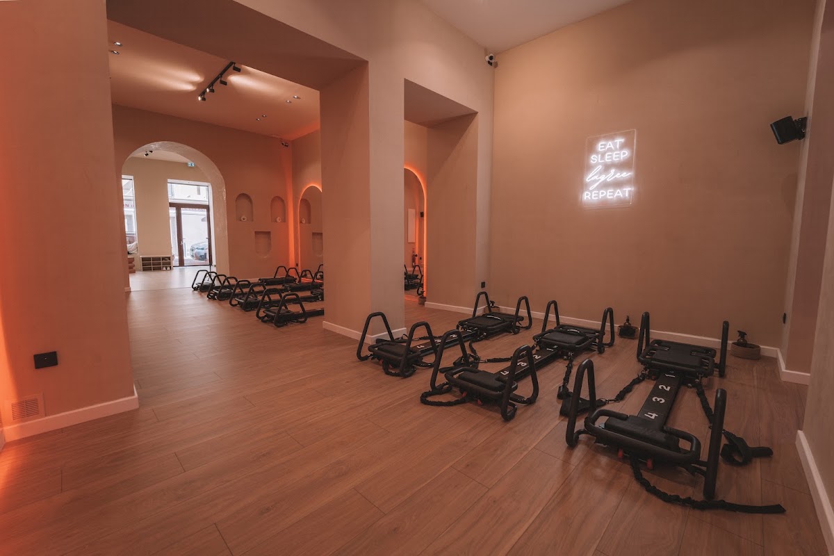 Shakeen Studio — photo 2