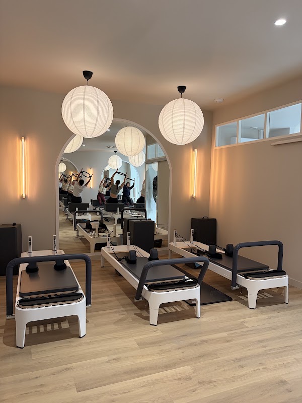 Éos Studio Nantes - Pilates Reformer — photo 2