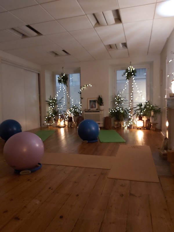 Ashta-Studio De Elena Monamicq — photo 3