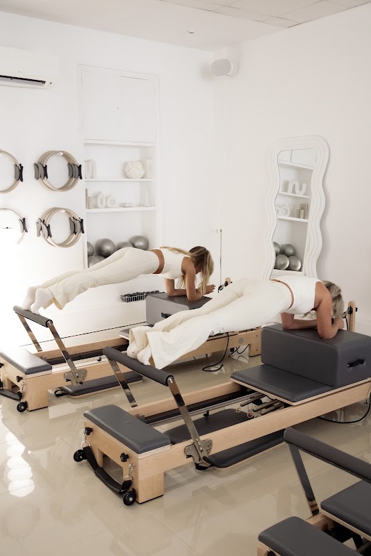 Studio 24 - Pilates - Reformer - Barre - Yoga — photo 2