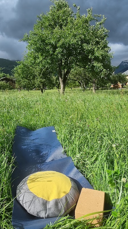 Mountain Yogis - — photo 3