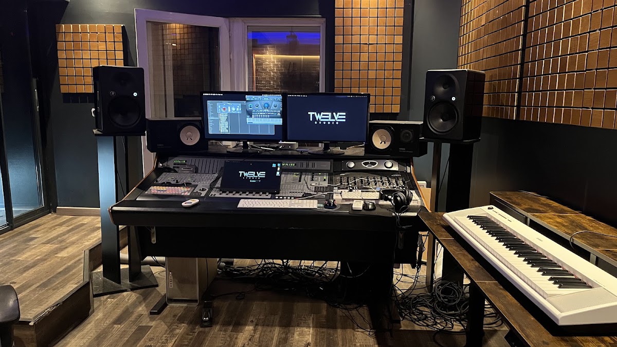 Studio TWELVE — photo 2