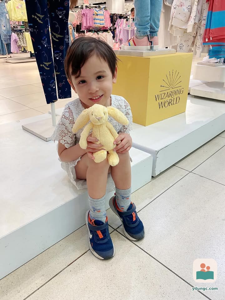 小賴皮小可愛成長日記 5Y2M