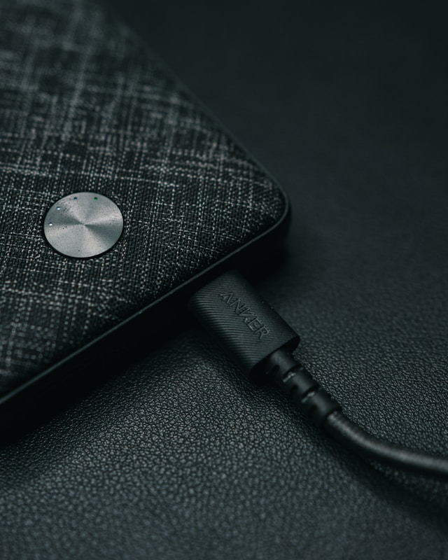 anker 737 power bank 24,000mah