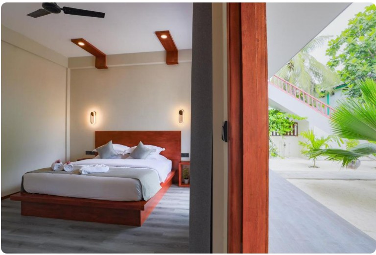 Breeze & Bites – 5 Nights Full Board @ SUNNY BREEZE VIEW, A.DH HANGNAAMEEDHOO - Limited Time $765 (Regular Price: $937+) - Thumbnail 2