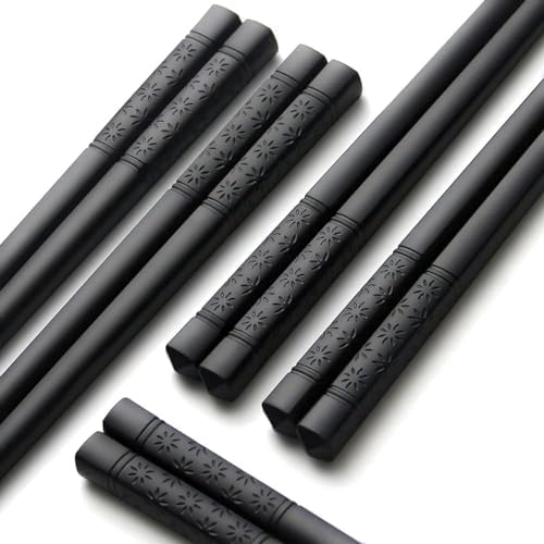 Vue 2 de Paires De Baguettesfabriquees En