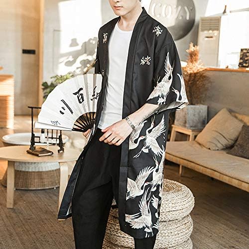Vue 3 de Kimono Japonais Ample Yukata