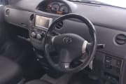 TOYOTA SIENTA preview 3