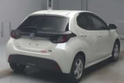 TOYOTA YARIS HYBRID preview 2