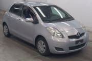 TOYOTA VITZ preview 1