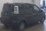 TOYOTA SIENTA preview 2