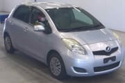 TOYOTA VITZ preview 1